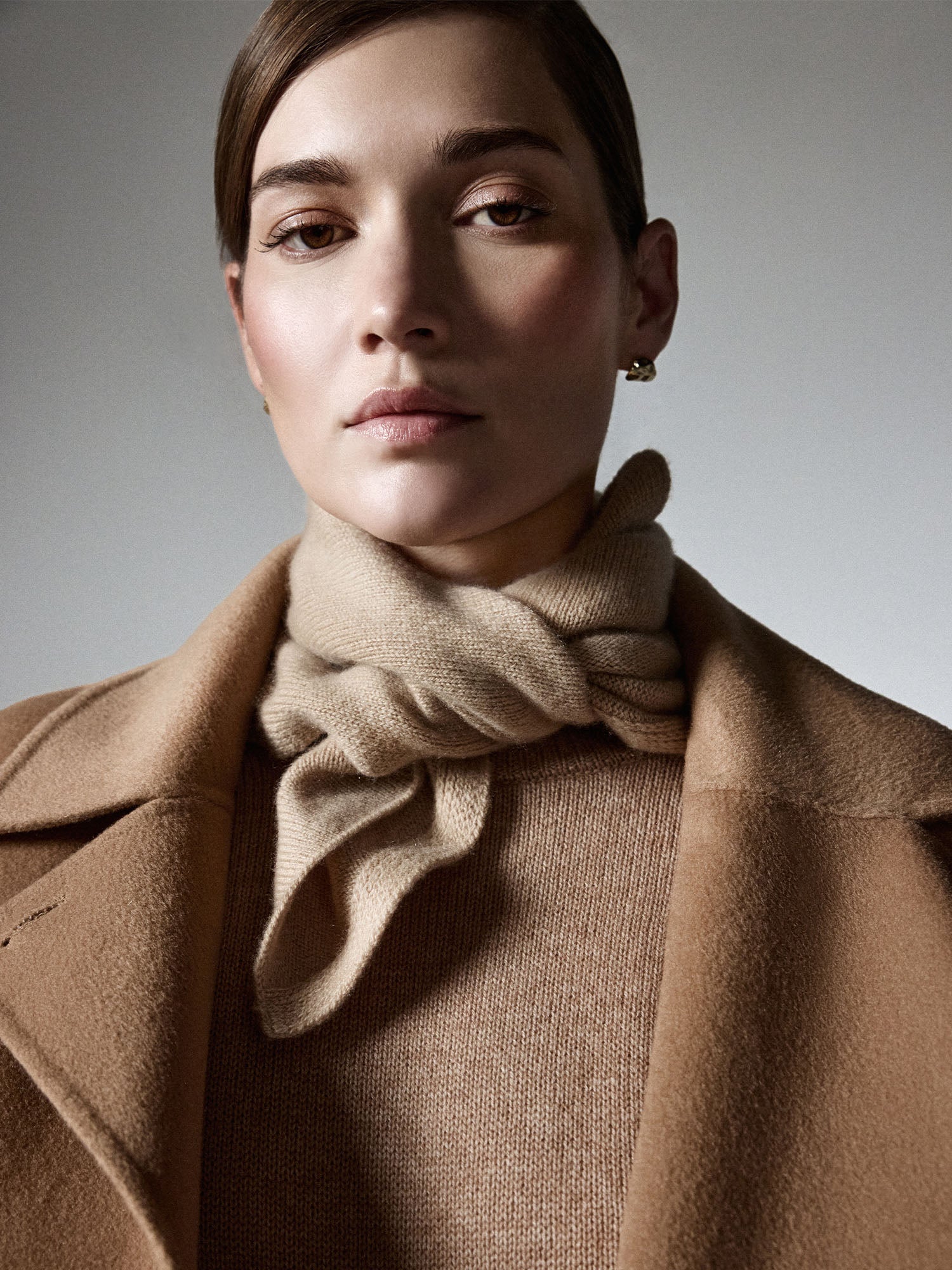The Cashmere Neck Square - Image 3