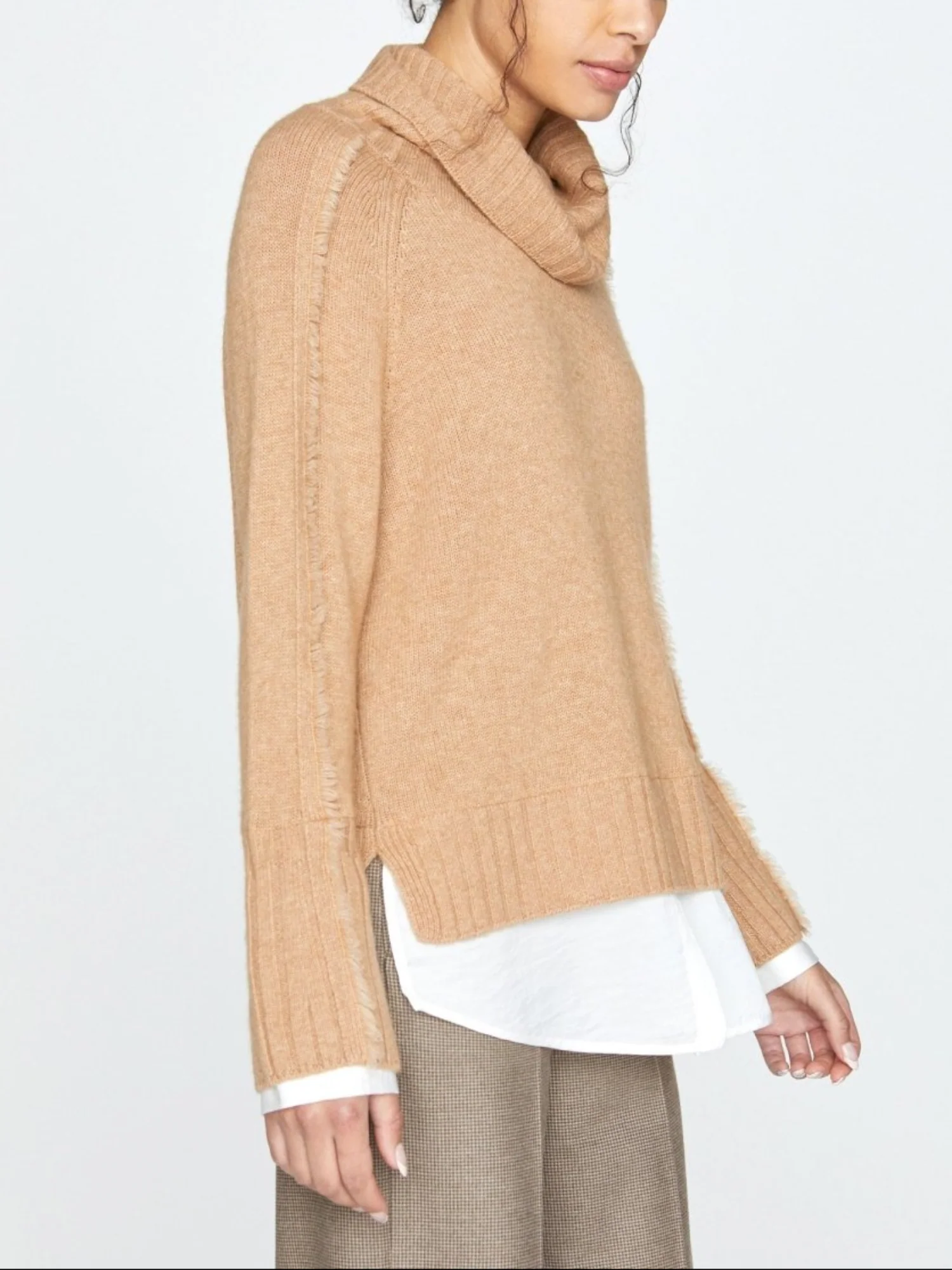 The Jolie Fringe Layered Looker - Image 5