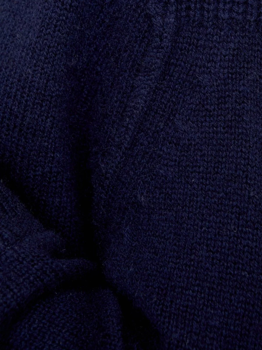 The Looker Layered V-Neck - Image 7