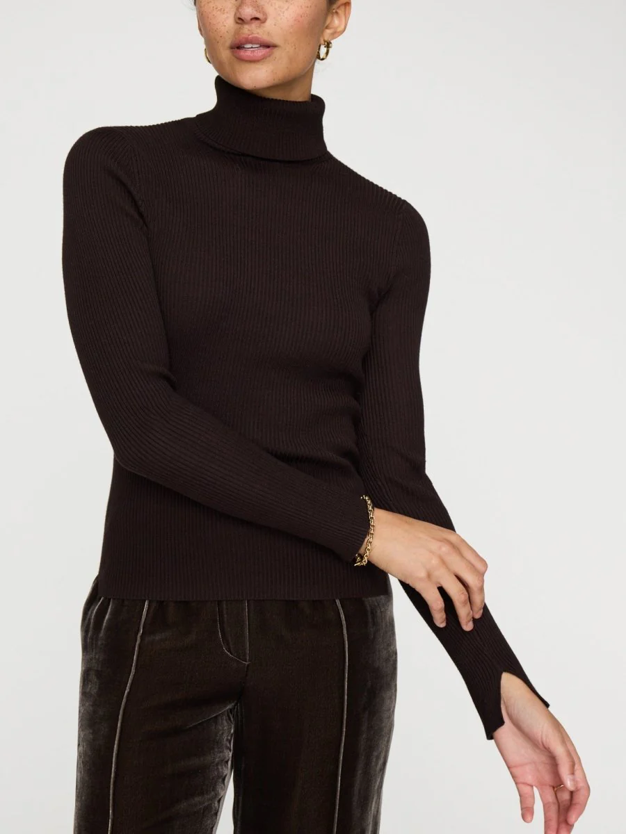 The Noel Ribbed Turtleneck - Image 3