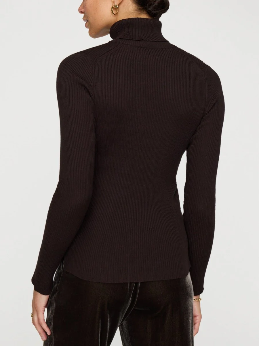 The Noel Ribbed Turtleneck - Image 4