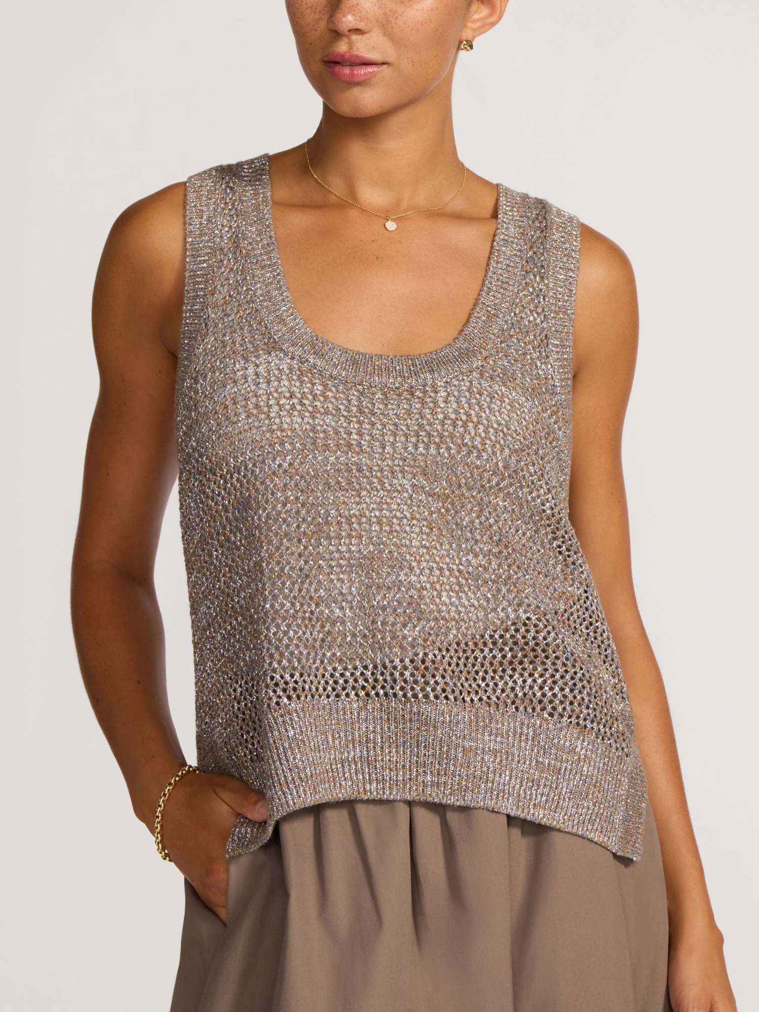 The Via Tank - Image 3